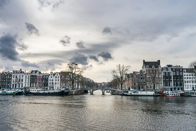 Winter Canal Cruise in Amsterdam - Tips to make your ride smoother (without overthinking it)