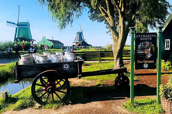 Zaanse Schans and Giethoorn Small-Group Tour with Hotel Pick-Up - Price and value: where your money goes