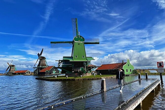 Zaanse Schans and Giethoorn Unique Day Trip with Boat Cruise - Catharina Hoeve stop: the cheese lesson continues