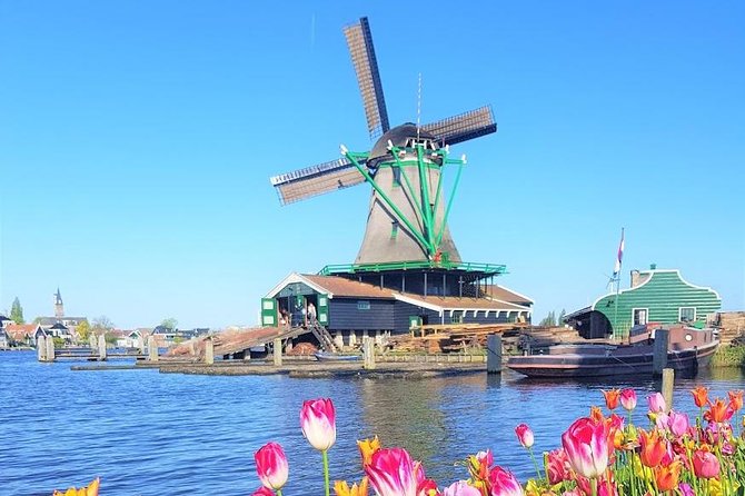 Zaanse Schans and Volendam Private Tour – Clogs, Cheese and More - Private van, onboard Wi-Fi, and a guide who sets the tempo
