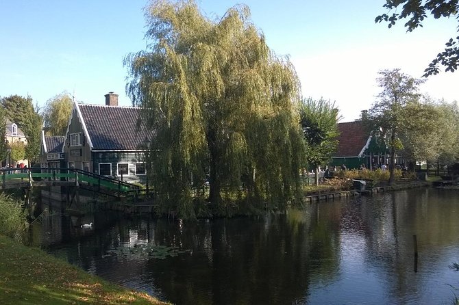 Zaanse Schans and Volendam Private Tour from Amsterdam - Pace, timing, and why the guide matters so much