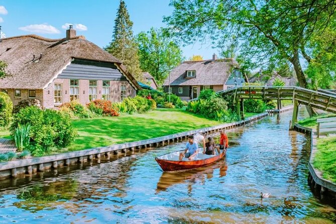 Zaanse Schans Giethoorn Private Tour from Amsterdam Canal Cruise - Should you book this Zaanse Schans and Giethoorn private tour?