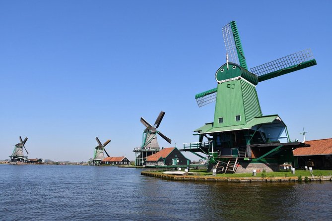 Zaanse Schans & Volendam Small-Group Tour with Hotel Pickup - The One Thing to Watch: Vehicle Comfort and Communication