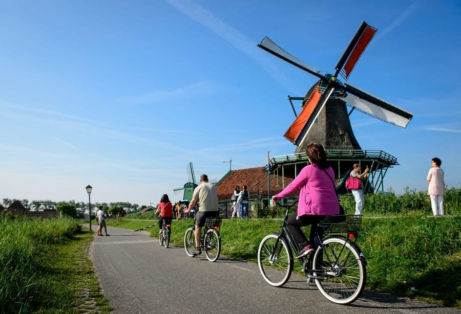 Zaanse Schans: Windmill & Museum Entry Ticket w/ Audio Guide - World of Windmills Museum: when the machinery becomes understandable
