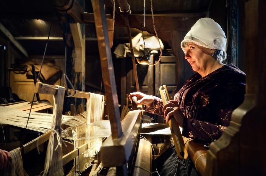 Zaanse Schans: Windmill & Museum Entry Ticket w/ Audio Guide - Temporary closures: how to protect your plan (and still have fun)