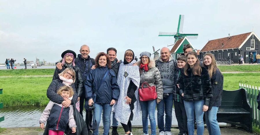 Zaanse Schans Windmills 4-Hour Tour in Italian - From Amsterdam Centraal to the countryside, by quick train