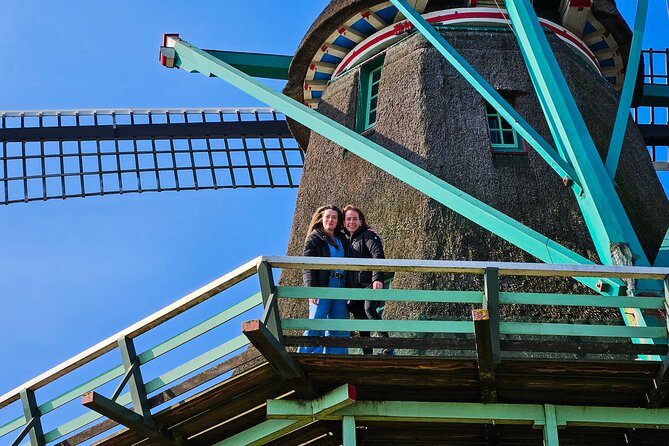Zaanse Schans Windmills, Cheese and Volendam Tour from Amsterdam - Catharina Hoeve cheese farm: tasting is the main event