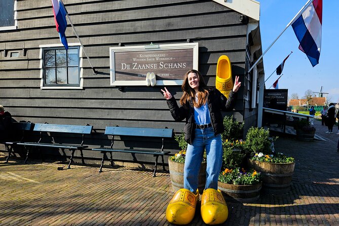 Zaanse Schans Windmills, Cheese and Volendam Tour from Amsterdam - Optional Amsterdam canal cruise: a one-hour “choose your timing” add-on