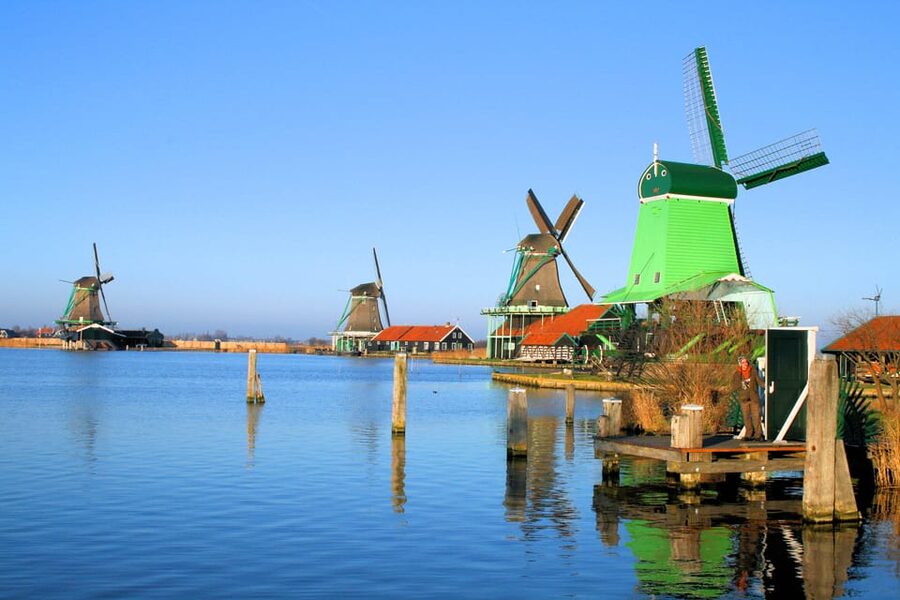 Zaanse Schans: Windmills, Clogs & Cheese by Electric Scooter - The Starting Point in Purmerend and How You’ll Get Started