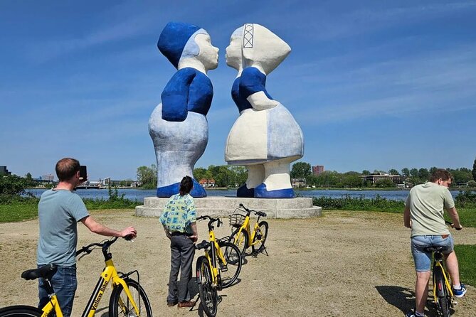 Zaanse Schans Windmills E Bike Day Trip from Amsterdam - Getting started at Nieuwezijds Kolk and building confidence