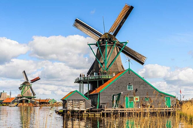 Zaanse Schans Windmills E Bike Day Trip from Amsterdam - E-bike comfort, timing, and what to expect if you are not a cyclist