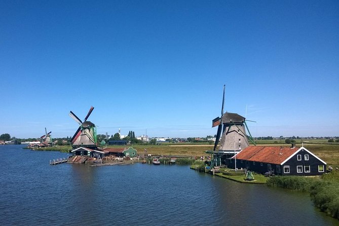 Zaanse Schans Windmills Private Tour from Amsterdam Airport - Cheese farm tasting: short presentation, real payoff