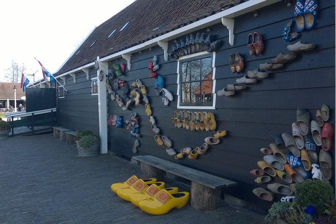 Zaanse Schans Windmills Private Tour from Amsterdam Airport - Getting from Schiphol without the headache