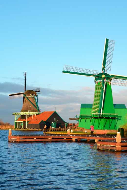 Zaanse Schans: Wooden Shoe Painting Workshop - Key things to know before you paint