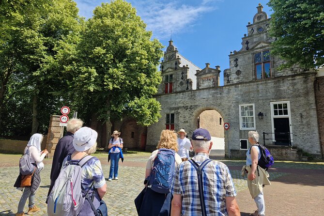 Zierikzee: Story tour The Legends NL/EN - Stop by stop: Zuidhavenpoort to the Dikke Toren